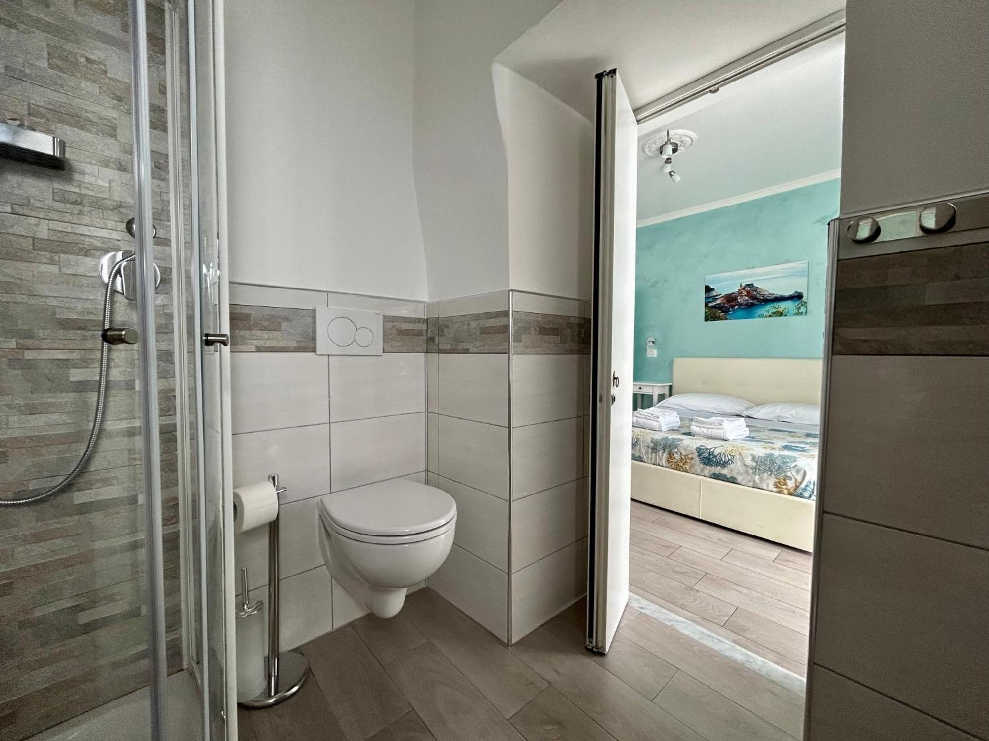 Fezzano / Portovenere Stilish Double Rooms With Sea View, Balcony Or Small Courtyard Екстер'єр фото