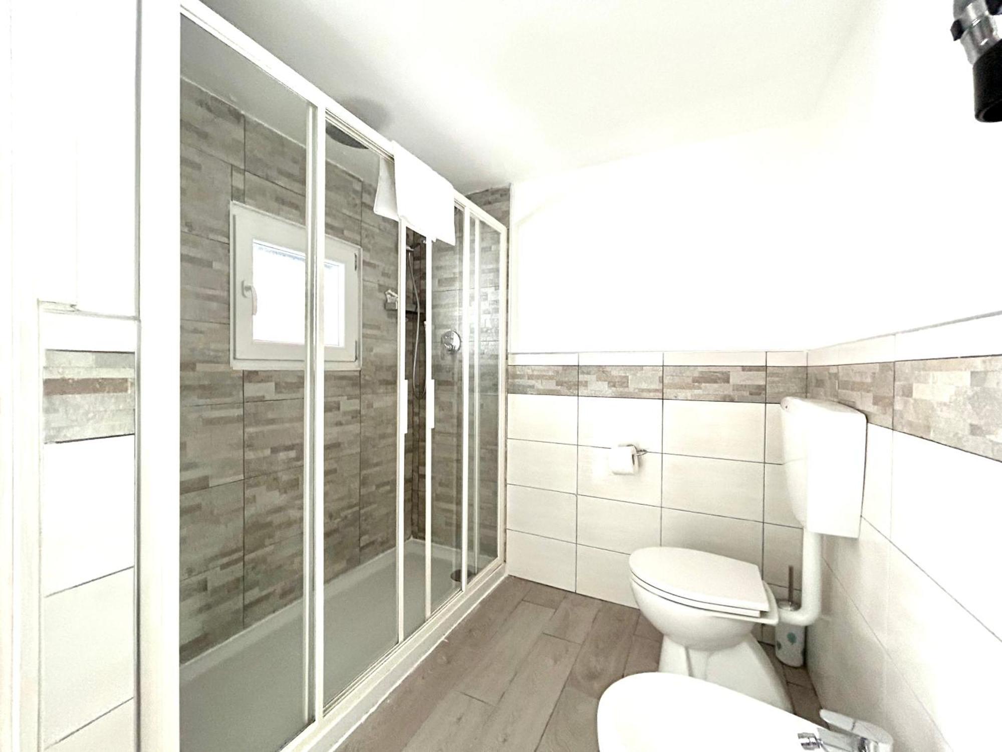 Fezzano / Portovenere Stilish Double Rooms With Sea View, Balcony Or Small Courtyard Екстер'єр фото
