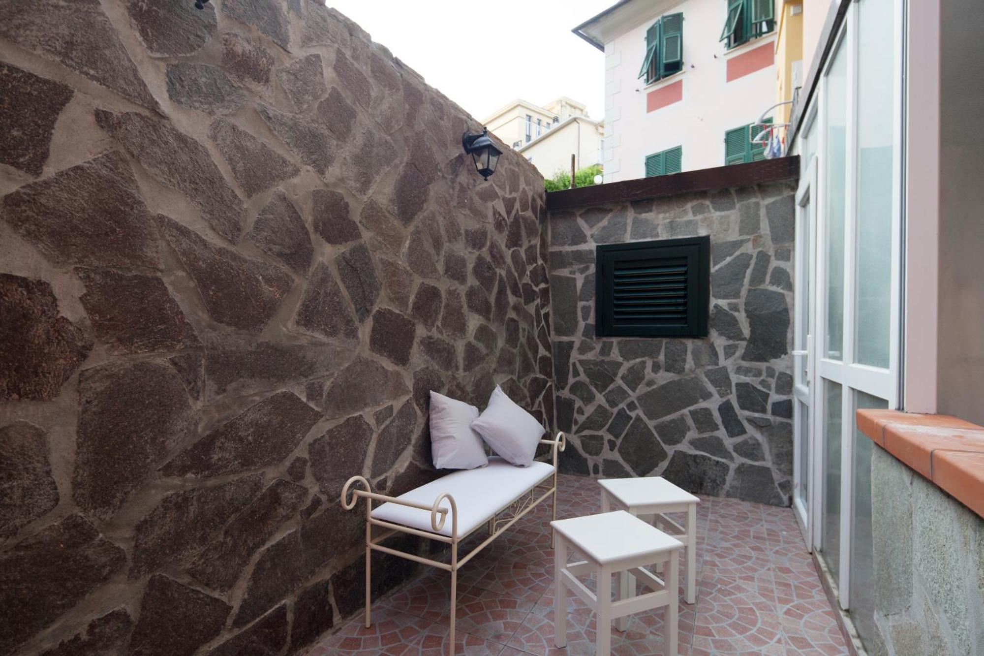 Fezzano / Portovenere Stilish Double Rooms With Sea View, Balcony Or Small Courtyard Екстер'єр фото